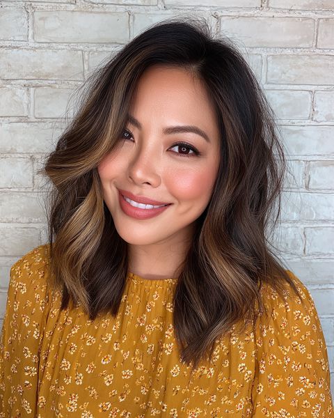 Teksturowany falowany lob z ciepłymi refleksami