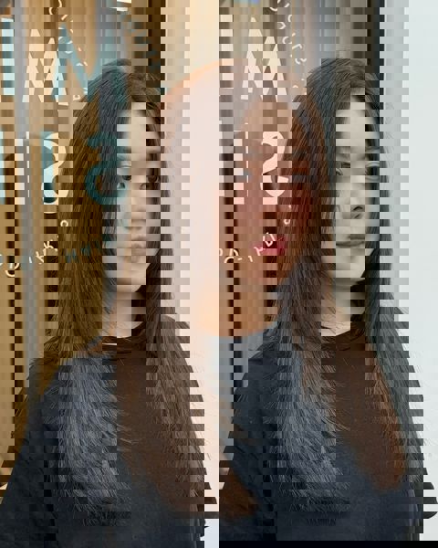 Klasyczne długie warstwy z delikatnie wycieniowanymi końcówkami Klasyczne długie warstwy z delikatnie wycieniowanymi końcówkami